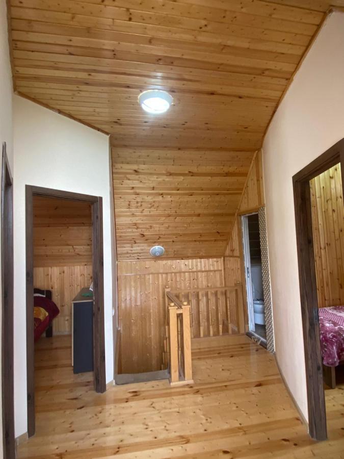 Kirta Hotel Gordi Екстериор снимка