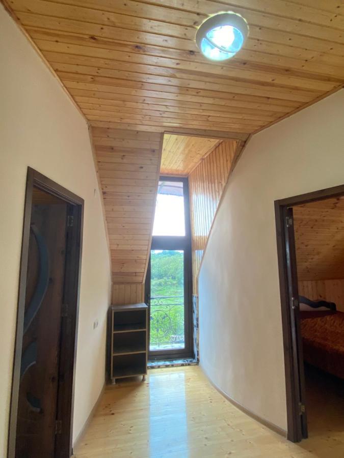 Kirta Hotel Gordi Екстериор снимка